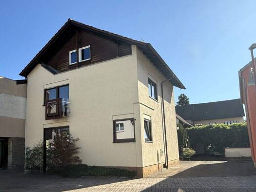 Einfamilienhaus zum Kauf 350.000 € 5 Zimmer 140,4 m² 250 m² Grundstück frei ab sofort Neudorf Graben-Neudorf 76676