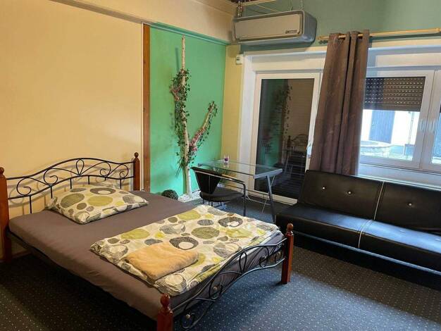 Haus zum Kauf 500.000 € 14 Zimmer 350 m² 510 m² Grundstück Dingolshausen 97497