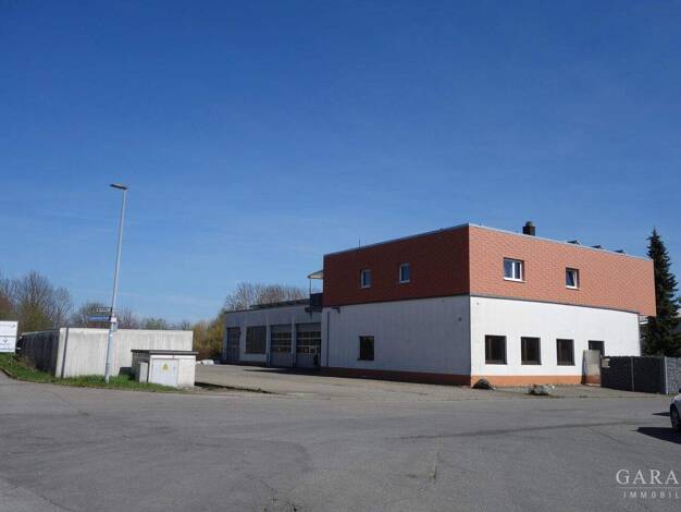 Freifläche zum Kauf 1.450.000 € 1.300 m² Lagerfläche teilbar ab 2.000 m² Zimmern Zimmern ob Rottweil 78658