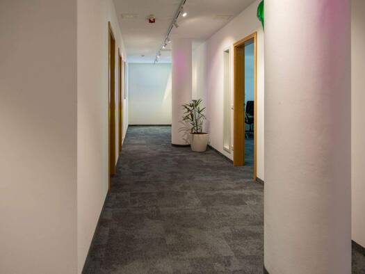 Büro zur Miete 2.279 € 8 Zimmer 217 m² Bürofläche teilbar von 10 m² bis 44 m² Postgasse 1 Weiden Weiden in der Oberpfalz 92637