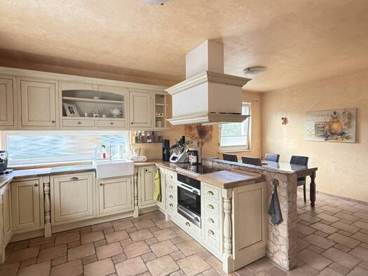 Haus zum Kauf 1.995.000 € 6 Zimmer 223 m² 1.003 m² Grundstück Leopoldsdorf 2333