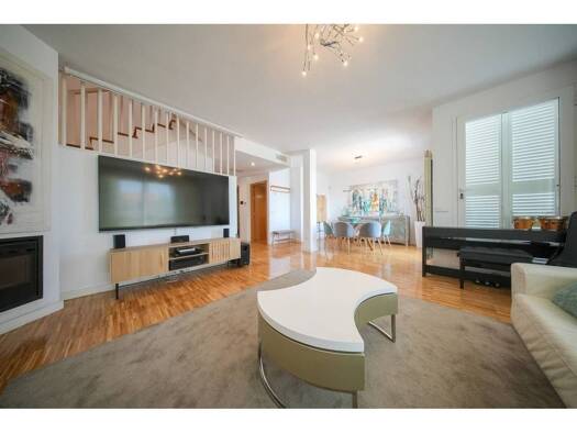 Doppelhaushälfte zum Kauf 825.000 € 4 Zimmer 320 m² 249 m² Grundstück >Calle Murallas de Lugo > Aranjuez 28300