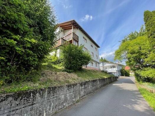 Mehrfamilienhaus zum Kauf als Kapitalanlage geeignet 390.000 € 8 Zimmer 254,8 m² 801,3 m² Grundstück Dallau Elztal 74834