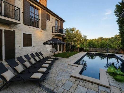 Mehrfamilienhaus zum Kauf 700.000 € 4 Zimmer 174 m² Sveti Lovreč Lovreć 52440