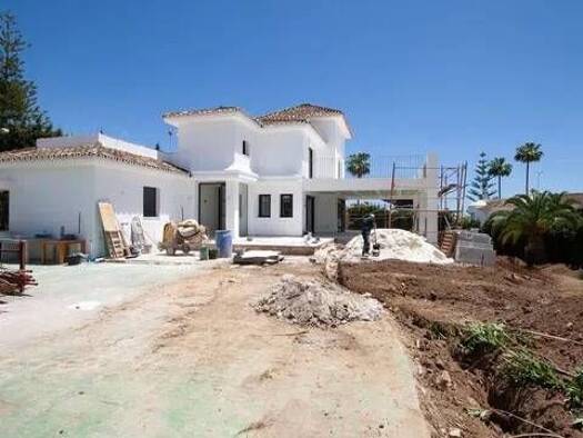 Chalet zum Kauf 3.295.000 € 4 Zimmer 295 m² Urbanización Parque Elviria Marbella 29604
