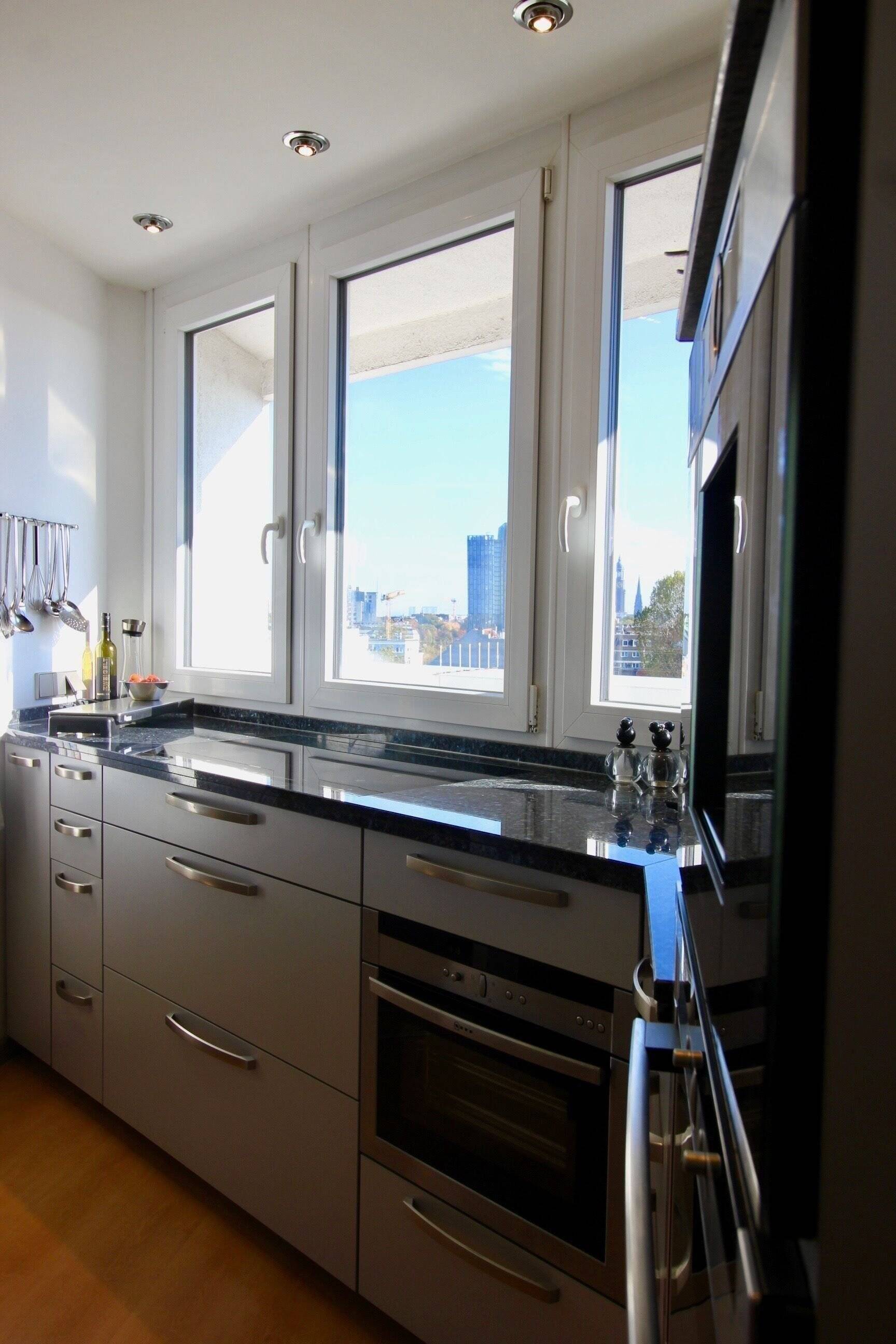 WEITBLICK Luxuswohnung - 2 Balkone - 2 CHICE Bäder - Whirlpool - mitten auf der legendären REEPERBAHN - aussergewöhnlich + besonders – Hamburg – Vorschaubild 34