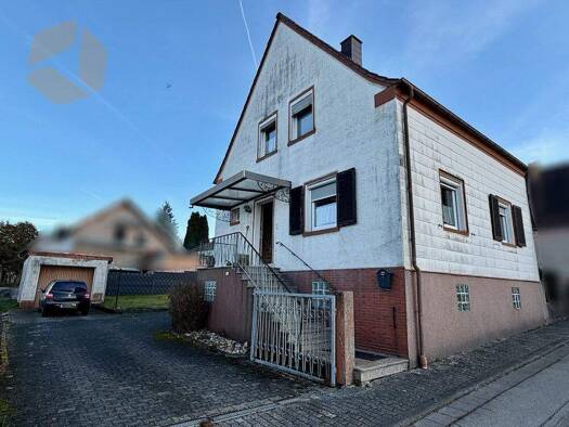 Einfamilienhaus zum Kauf 289.000 € 5 Zimmer 110 m² 485 m² Grundstück Hauptstuhl 66851