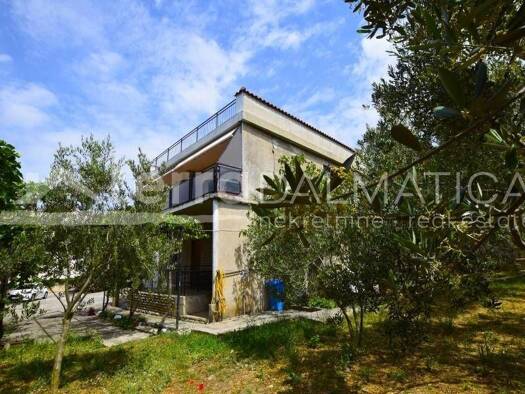 Einfamilienhaus zum Kauf 590.000 € 6 Zimmer 285 m² Brodarica Šibenik 22000