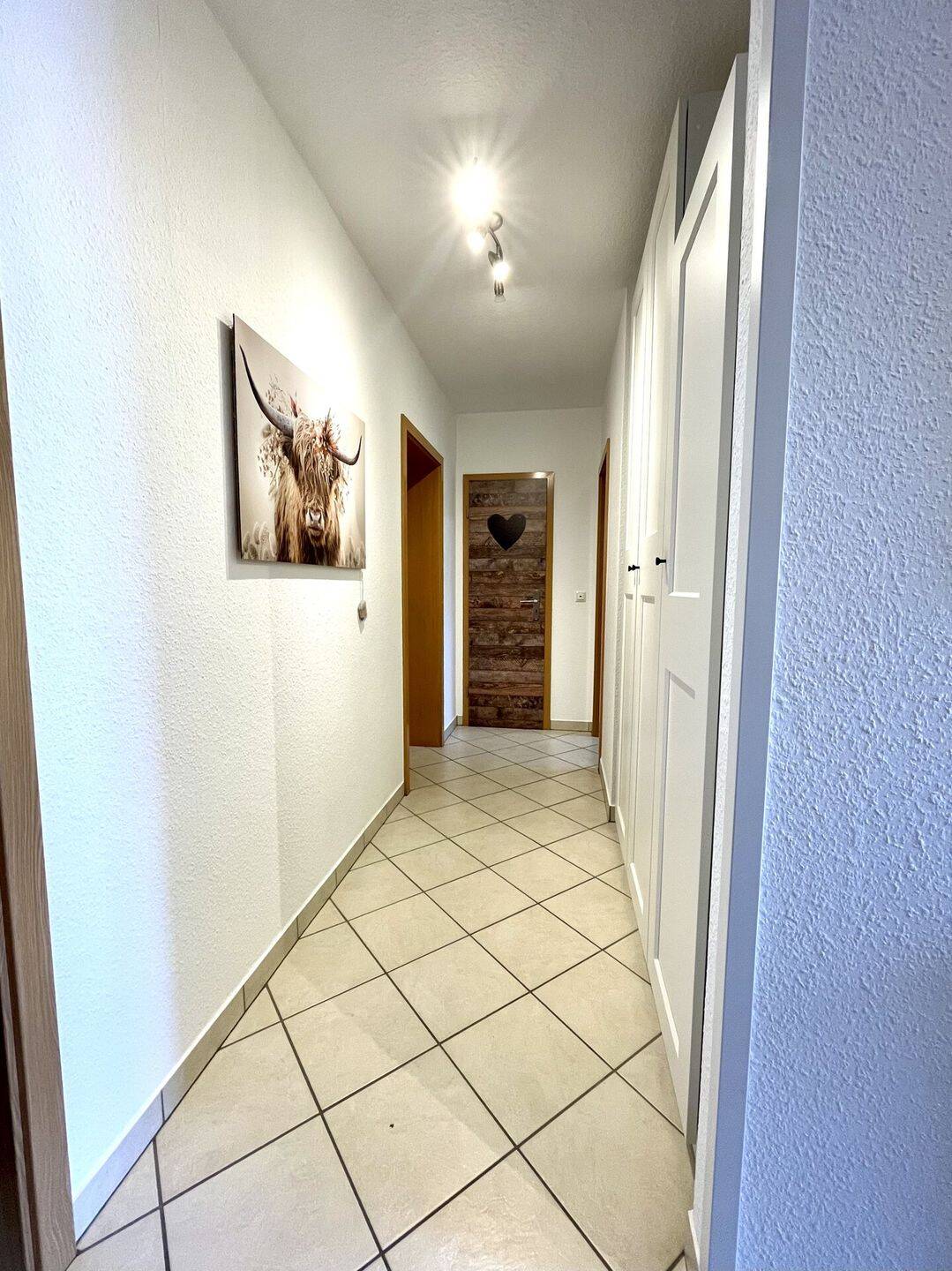 Immobilie in Radeburg - *Das Haus am See* - Teilvermietetes Reihenhaus mit 6 Einheiten zur Kapitalanlage und zum Eigennutz - Bild 2