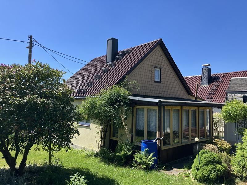 Einfamilienhaus zum Kauf 64.000 € 4 Zimmer 100 m²<br/>Wohnfläche 680 m²<br/>Grundstück ab sofort<br/>Verfügbarkeit Falkenau Flöha 09557