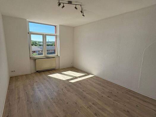 Wohnung zur Miete 616 € 4 Zimmer 82,2 m² 3. Geschoss frei ab sofort An der Himmelsleiter 9 Innenstadt Gera 07545