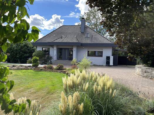 Einfamilienhaus zum Kauf 743.000 € 5 Zimmer 211 m² 2.804 m² Grundstück Velpke 38458