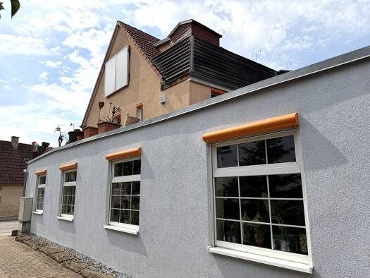 Haus zum Kauf 399.000 € 9,5 Zimmer 313,9 m² 211 m² Grundstück frei ab 28.02.2027 Heiningen Heiningen 73092