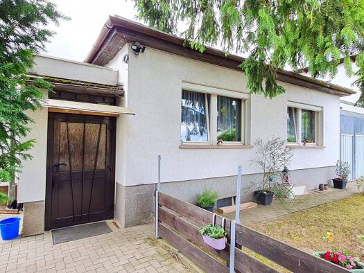 Haus zum Kauf 180.000 € 3 Zimmer 96 m² 785 m² Grundstück Berliner Chaussee Berliner Chaussee 39114