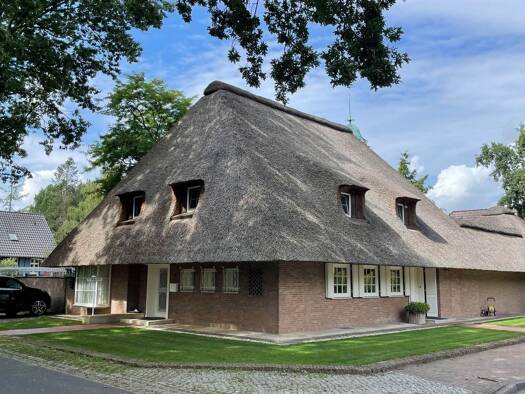 Villa zum Kauf provisionsfrei 1.249.850 € 7 Zimmer 234 m² 1.100 m² Grundstück frei ab 01.12.2026 In der Ahe 10 Rotenburg Rotenburg 27356