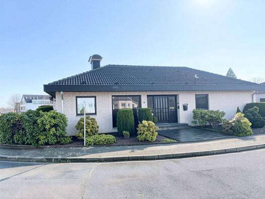 Einfamilienhaus zum Kauf 449.000 € 4 Zimmer 125 m² 623 m² Grundstück Titz 52445