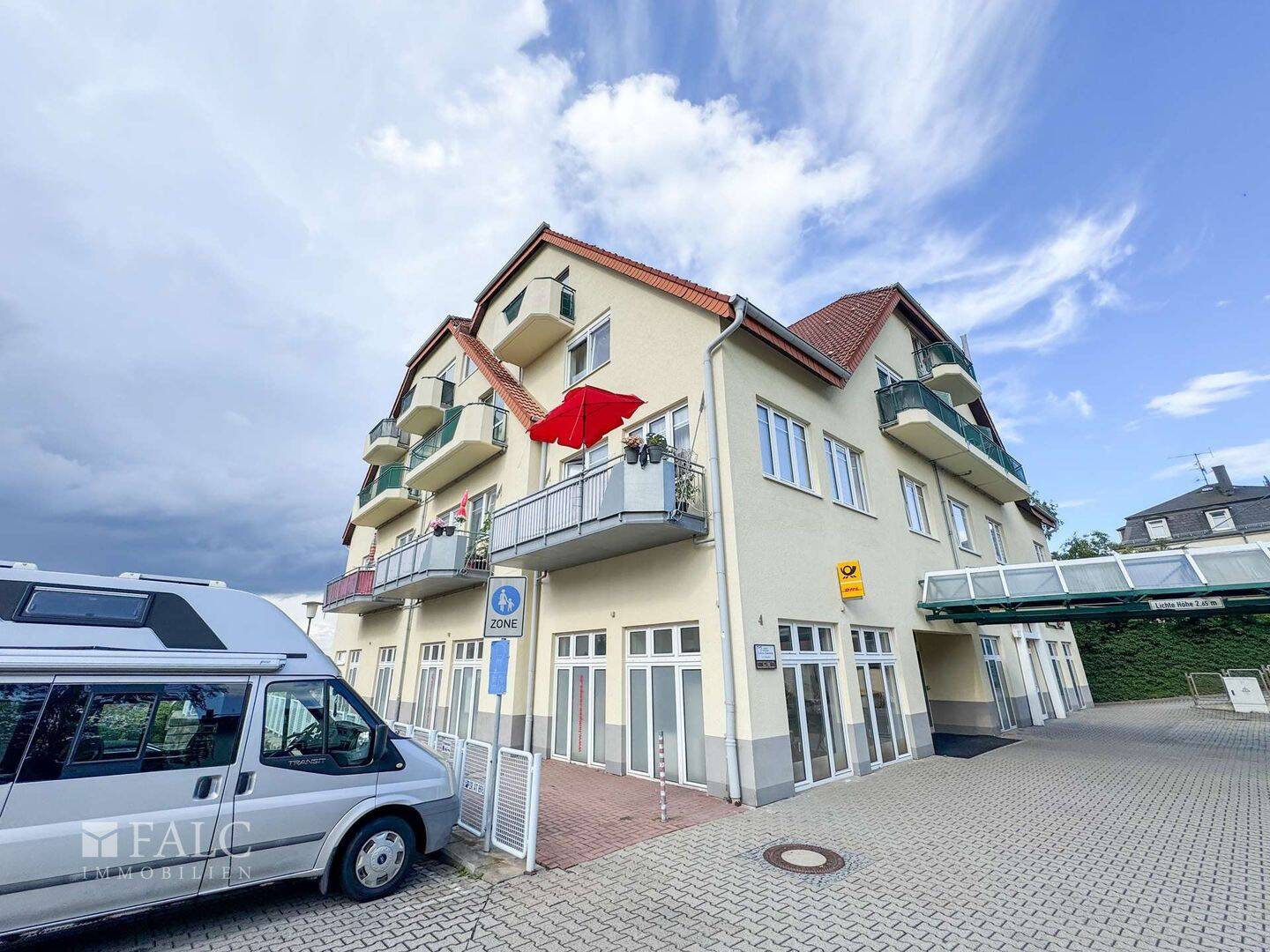 Property thumbnail 2