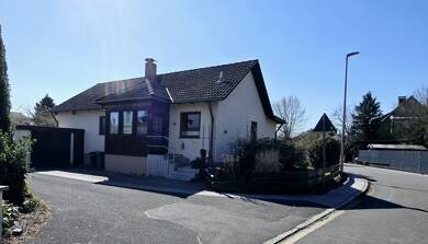 Haus zum Kauf 695.000 € 5 Zimmer 129 m² 625 m² Grundstück frei ab sofort Neunkirchen Neunkirchen a.Brand 91077