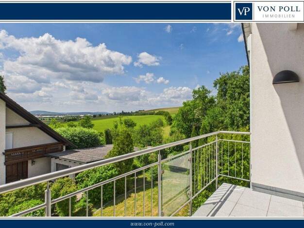Villa zum Kauf 1.499.000 € 10 Zimmer 240 m² 1.400 m² Grundstück Buttenheim 96155
