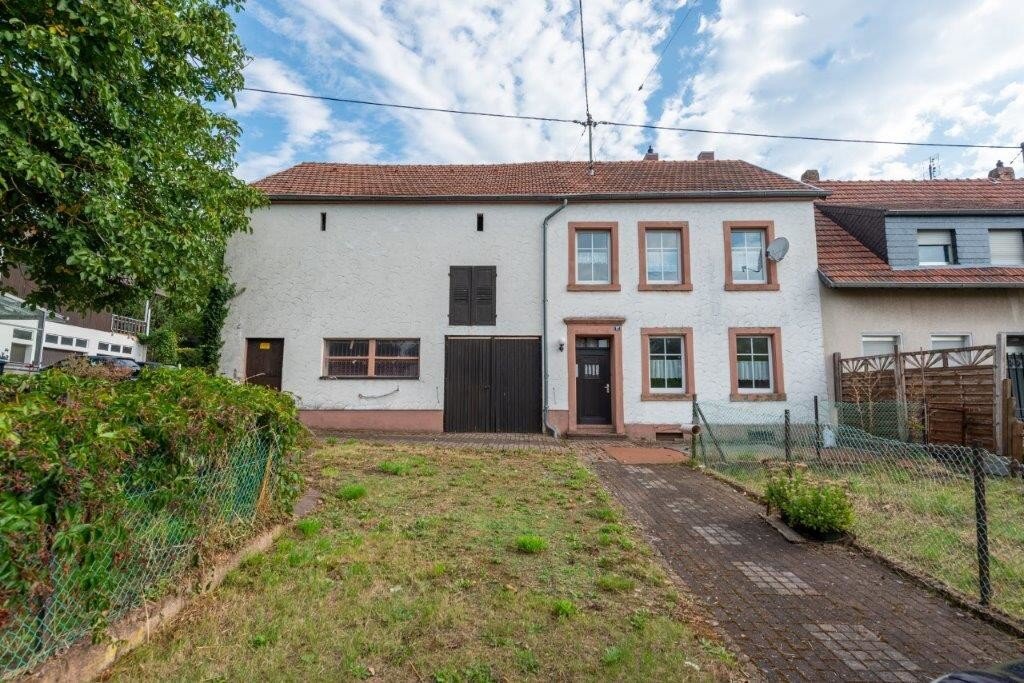 Mehrfamilienhaus zum Kauf 469.000 € 14 Zimmer 364 m²<br/>Wohnfläche 2.891 m²<br/>Grundstück Schachenstraße 12 & 14 Niederlosheim Losheim am See 66675