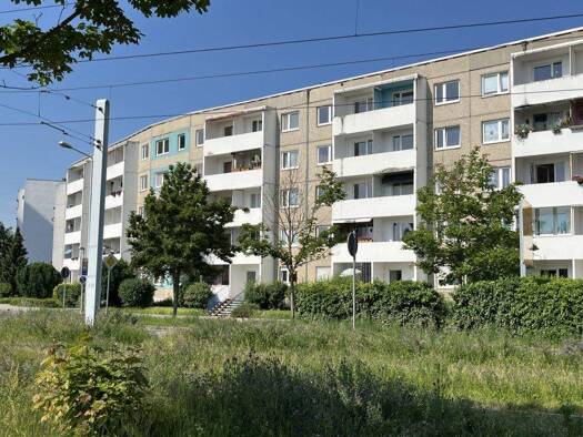 Wohnung zur Miete 333 € 4 Zimmer 66,4 m² 3. Geschoss Wolfsburger Straße 16 Westliche Neustadt Halle (Saale) 06126