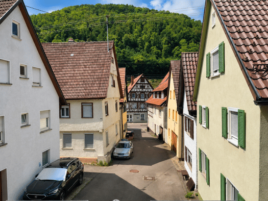 Einfamilienhaus zum Kauf 376.000 € 7 Zimmer 119 m² 187 m² Grundstück Wiesensteig 73349