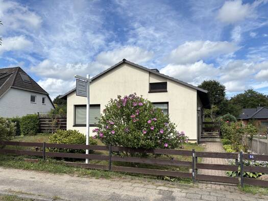 Einfamilienhaus zum Kauf 415.000 € 5 Zimmer 118 m² 854 m² Grundstück Henstedt-Ulzburg 24558