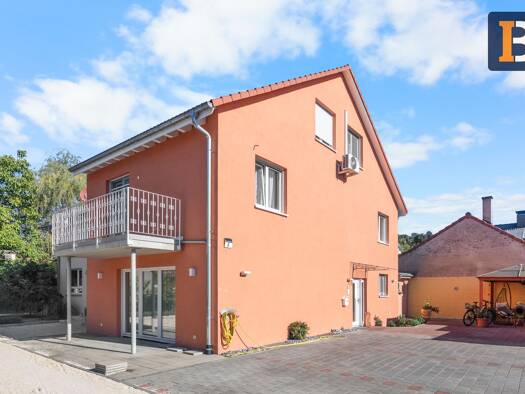 Doppelhaushälfte zum Kauf 798.000 € 6 Zimmer 195,7 m² 218 m² Grundstück Weil am Rhein Weil am Rhein 79576