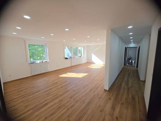 Wohnung zur Miete 1.250 € 4 Zimmer 112 m² Geschoss -1/3 frei ab sofort Unterkochen Aalen 73432