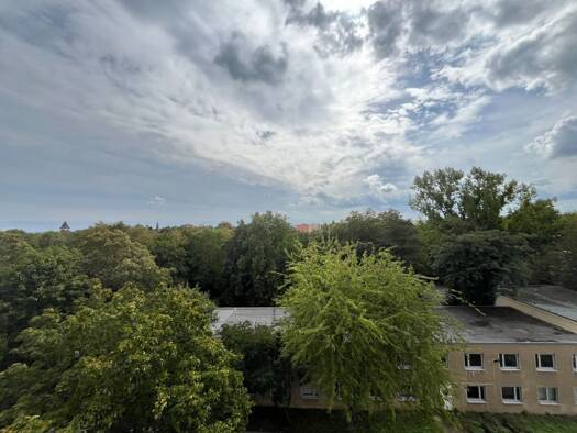 Wohnung zur Miete 240 € 1 Zimmer 34 m² 5. Geschoss frei ab 01.12.2026 Richard-Paulick-Straße 18 Südliche Neustadt Halle (Saale) 06124