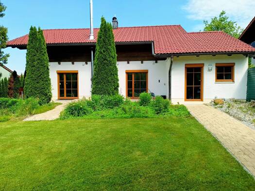 Haus zum Kauf provisionsfrei 575.000 € 5 Zimmer 180 m² 858 m² Grundstück Isidor-Gistl-Straße 28 Frauenau Frauenau 94258