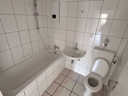 Wohnung zur Miete 713 € 3 Zimmer 82 m² EG frei ab 01.04.2026 Römerbrunnen 16 Mülfort Mönchengladbach 41238