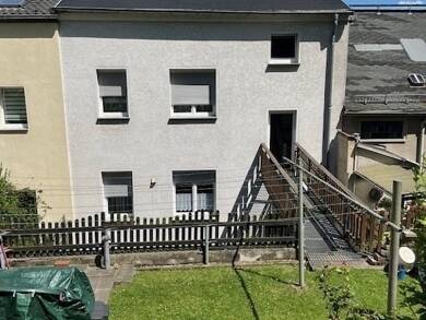 Mehrfamilienhaus zum Kauf 83.000 € 6 Zimmer 120 m² 244 m² Grundstück Greiz Greiz 07973
