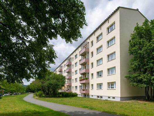 Wohnung zur Miete 328 € 3 Zimmer 59,5 m² 4. Geschoss Stauffenbergstraße 74 Saalfeld Saalfeld/Saale 07318