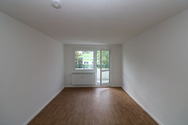 Wohnung zur Miete 379 € 3 Zimmer 57,4 m² EG Karl-Günzel-Straße 11 Wasserberg - Nord Freiberg 09599