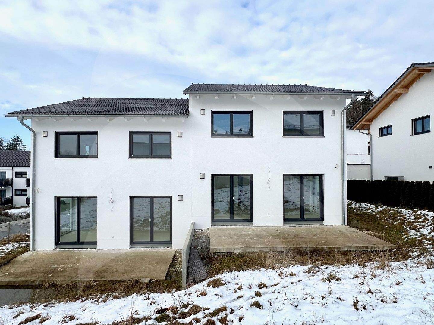 Immobilie in Windorf - KfW55-Neubau: Moderne, lichtdurchflutete Doppelhaushälfte mit Südgarten - Bild 2