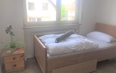 WG-Zimmer zur Miete Wohnen auf Zeit 600 € 14 m² frei ab 16.08.2025 Schießhausstrasse 0 Plieningen Stuttgart-Plieningen 70599