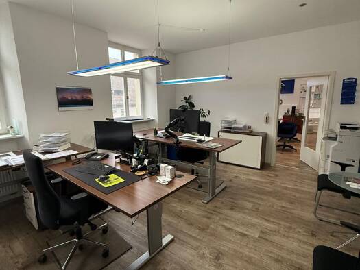 Büro zur Miete provisionsfrei 2.185 € 5,5 Zimmer 170 m² Bürofläche Langenzenn 90579