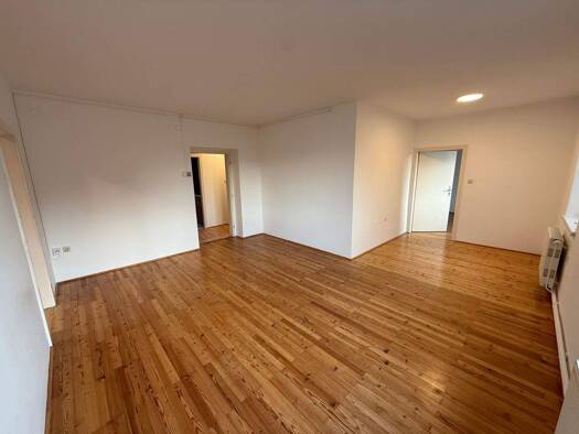 Wohnung zur Miete 899 € 4 Zimmer 95 m² Petzenkirchen 3252