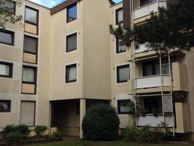 Wohnung zur Miete 704 € 2 Zimmer 60,6 m² 1. Geschoss frei ab 12.09.2026 Römerstr. Ro 77 Rodenkirchen Rodenkirchen 50996