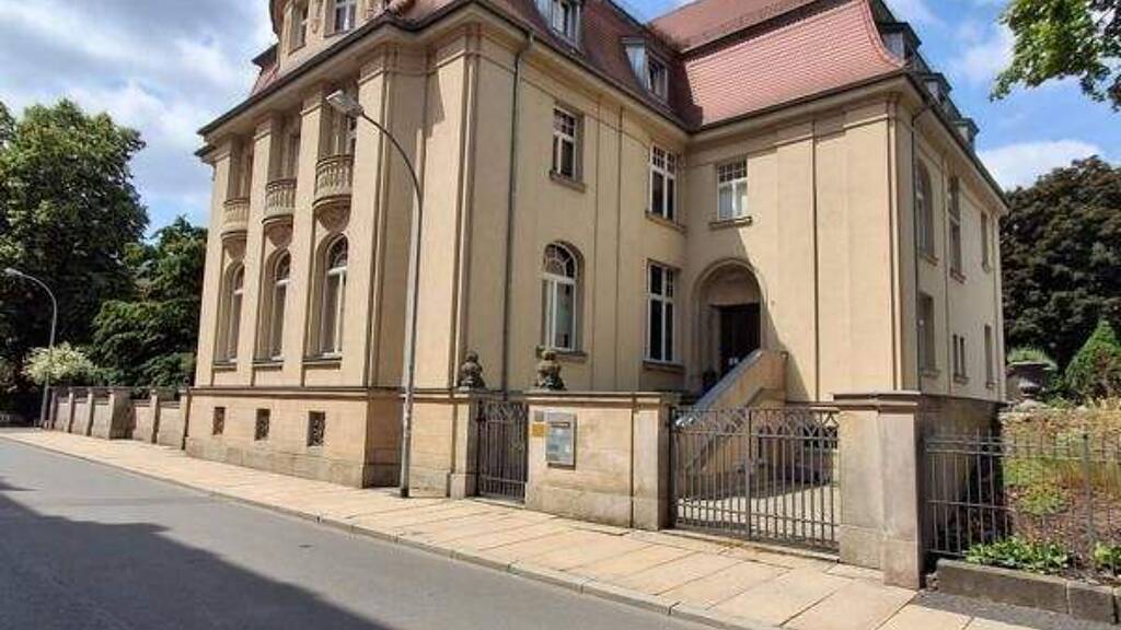 Villa zum Kauf 2.299.900 € 20 Zimmer 670 m² 2.851 m² Grundstück Hohndorf Greiz 07973
