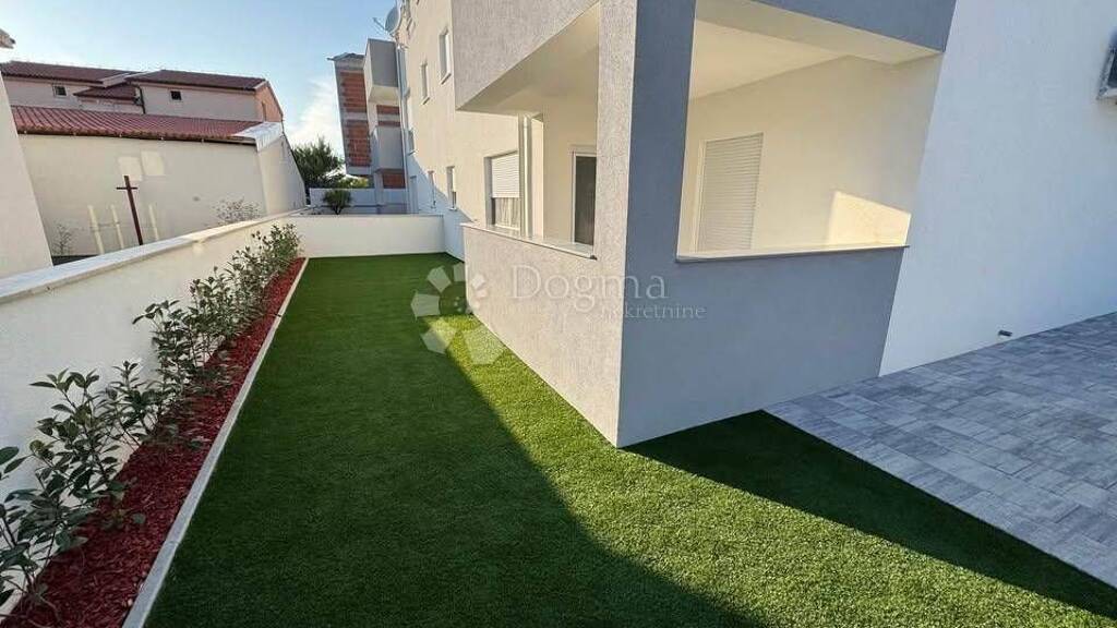 Wohnung zum Kauf 189.000 € 3 Zimmer 62 m² Vir