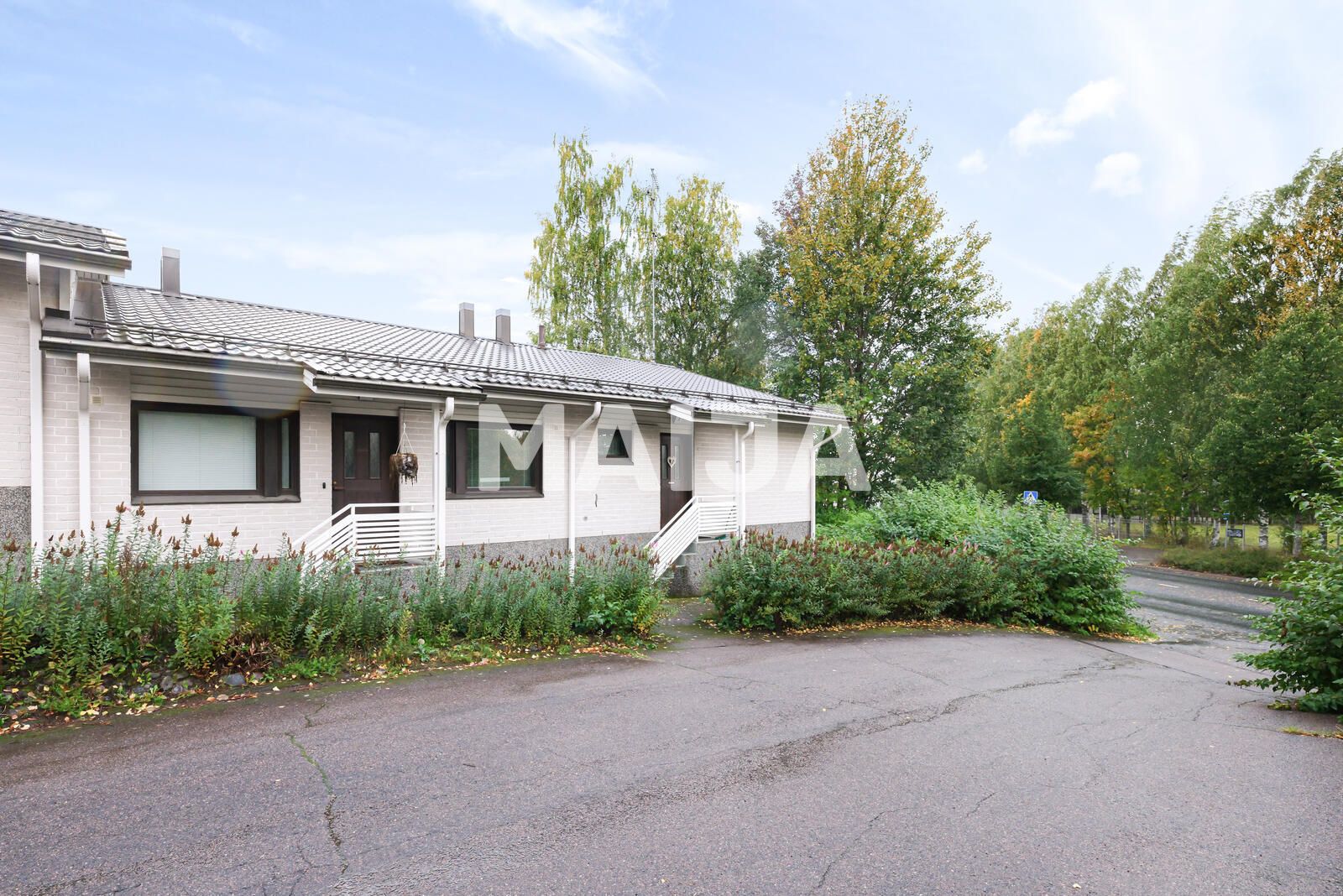 Reihenmittelhaus zum Kauf 209.000 € 3 Zimmer 77 m²<br/>Wohnfläche 1.585 m²<br/>Grundstück Korpivaarantie 8 Vantaa 01450