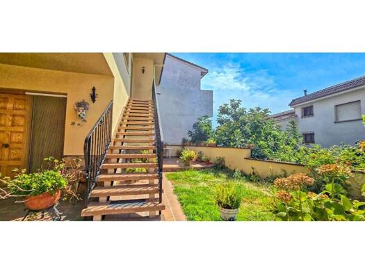 Chalet zum Kauf 366.890 € 5 Zimmer 242 m² 163 m² Grundstück Arenas de San Pedro 05400