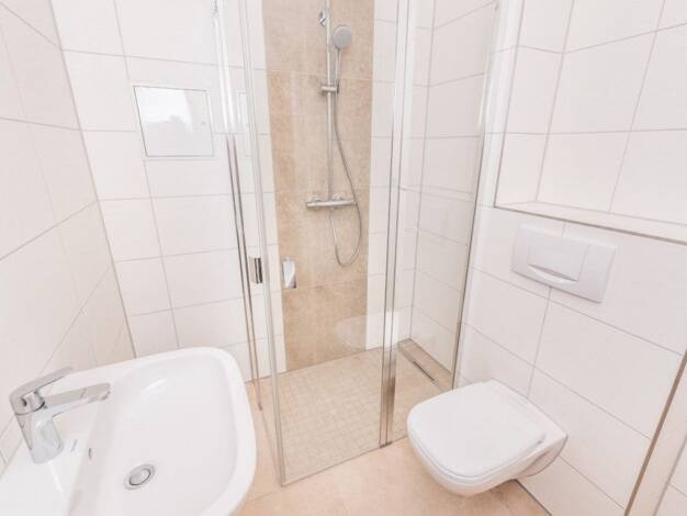 Studio zur Miete 187 € 1 Zimmer 37,8 m² EG frei ab 29.07.2026 Fürstenstr. 132 Sonnenberg Chemnitz 09130