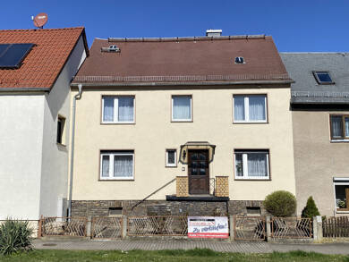 Reihenmittelhaus zum Kauf 79.000 € 4 Zimmer 100 m² 210 m² Grundstück Strehla Strehla 01616