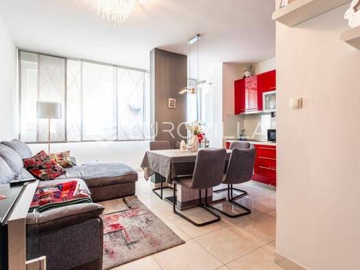Wohnung zum Kauf 370.000 € 2 Zimmer 72 m² 5. Geschoss Split 3 Bol