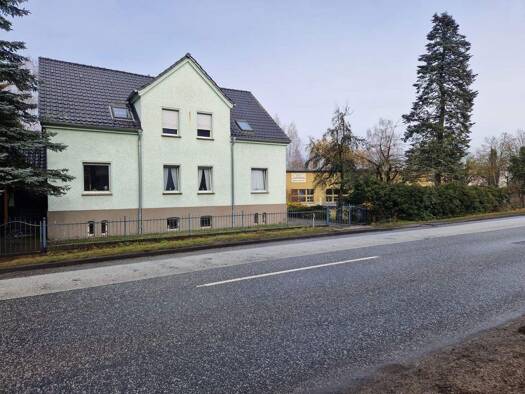 Mehrfamilienhaus zum Kauf 450.000 € 4 Zimmer 160 m² 1.338 m² Grundstück frei ab 01.06.2026 Falkenrehder Chaussee 3 Ketzin Ketzin/Havel 14669