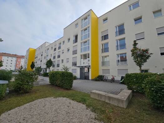 Wohnung zur Miete 990 € 3 Zimmer 71,2 m² 2. Geschoss frei ab 15.10.2026 Industriegebiet Landshut 84030