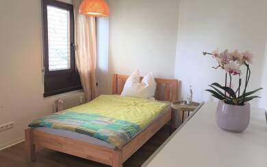 WG-Zimmer zur Miete Wohnen auf Zeit 630 € 16 m² frei ab 02.10.2025 Echterdinger Strasse 0 Leinfelden Leinfelden-Echterdingen 70771